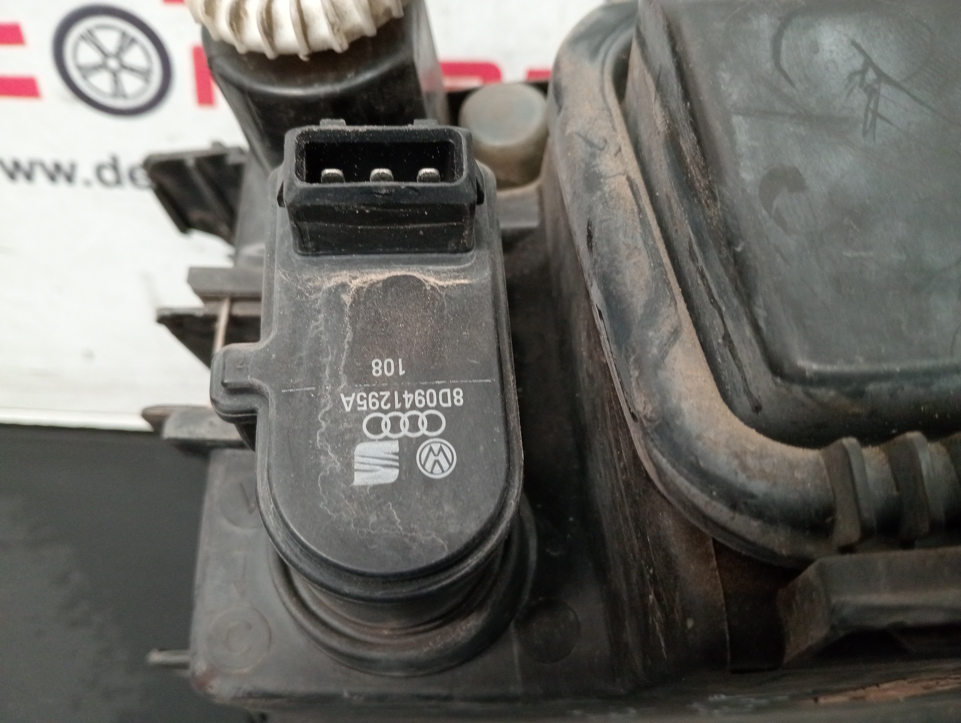198830_8