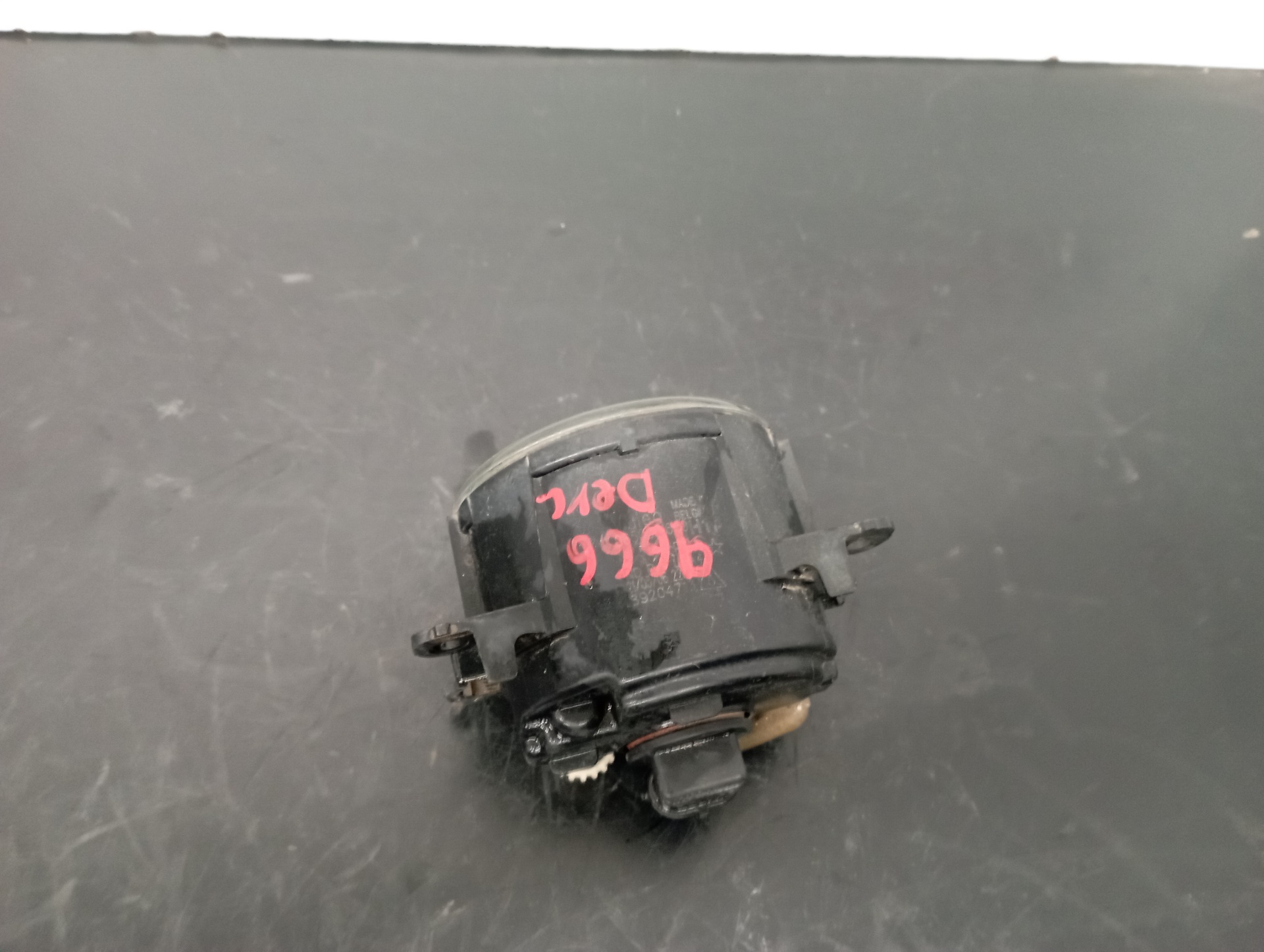 182648_4
