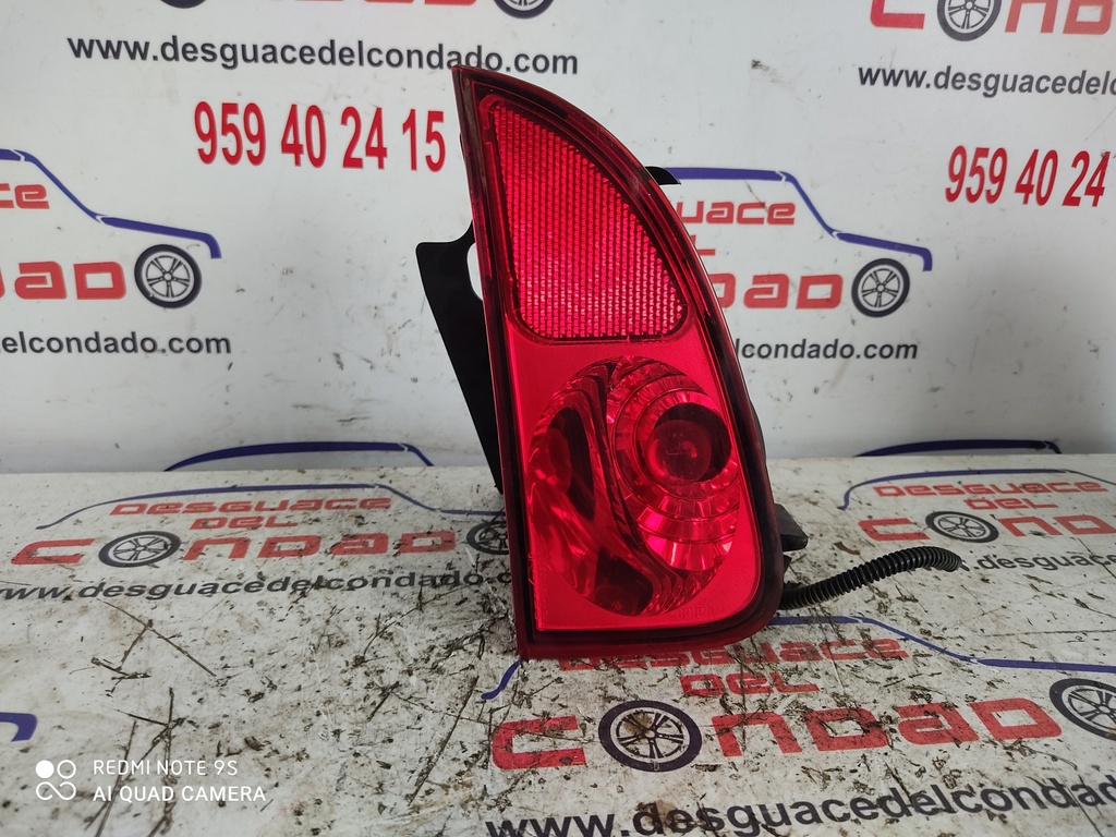 FARO ANTINIEBLA TRASERO IZQUIERDO