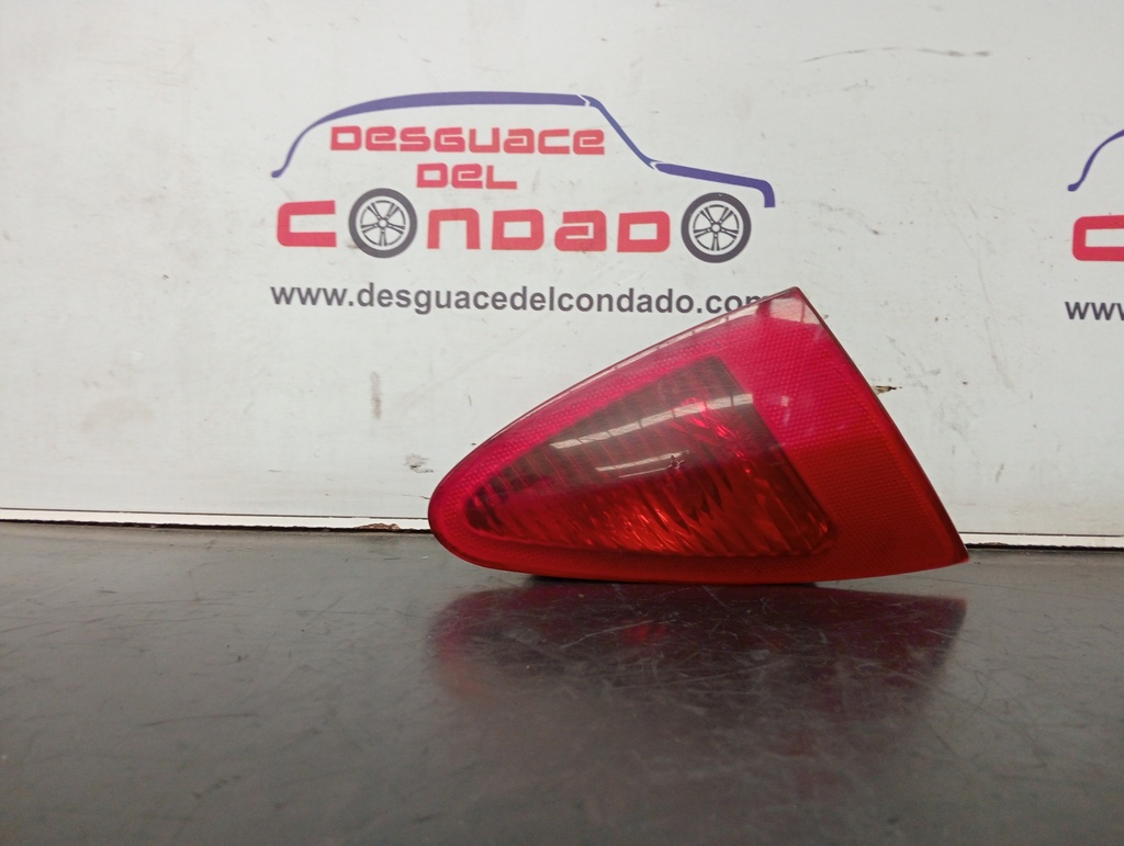 PILOTO TRASERO IZQUIERDO INTERIOR