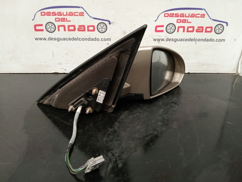 RETROVISOR DERECHO