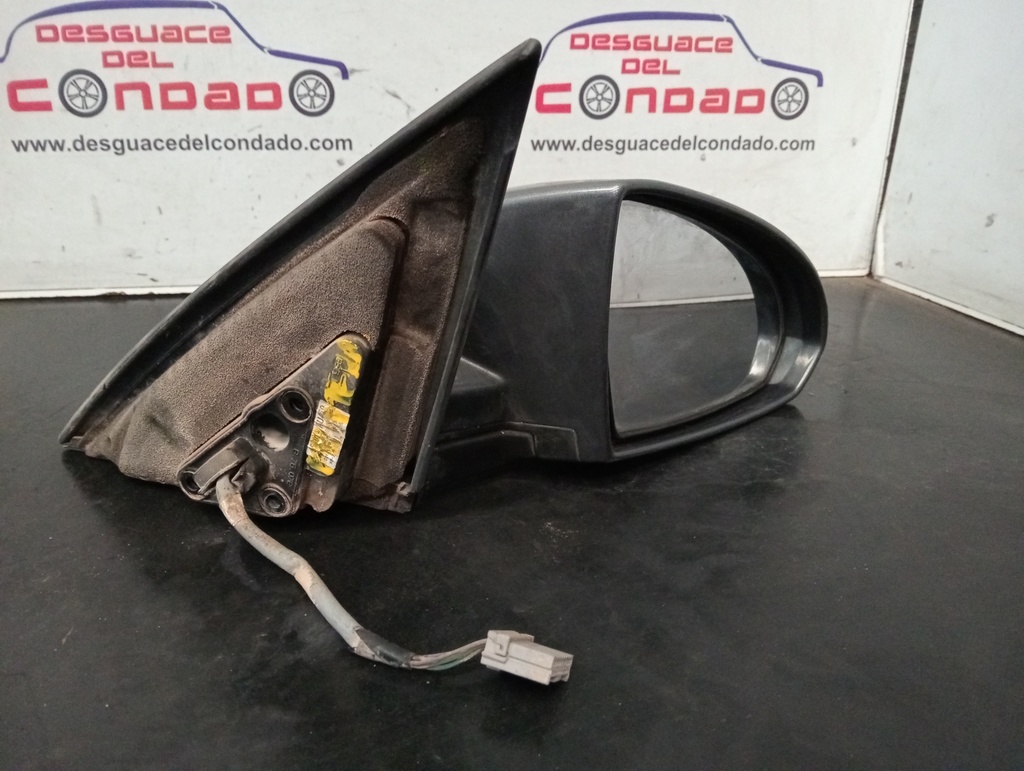 RETROVISOR DERECHO