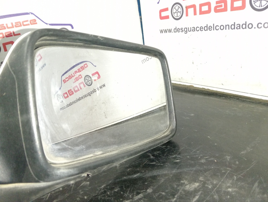 RETROVISOR DERECHO