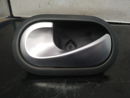 [116269] MANETA INTERIOR DELANTERA IZQUIERDA